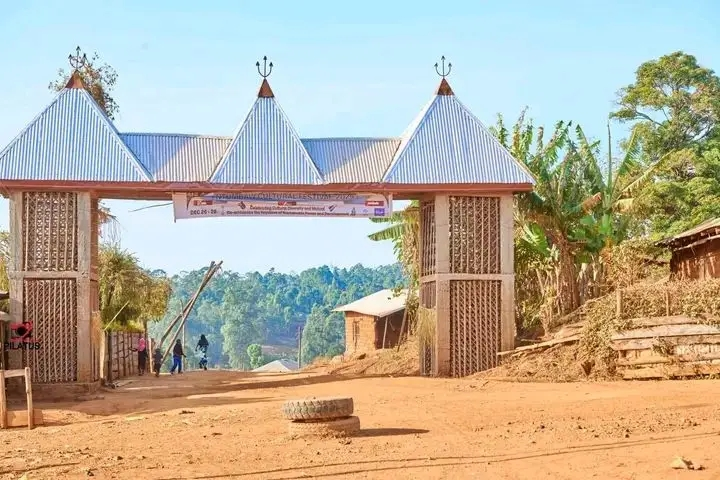 A palace in mbumland